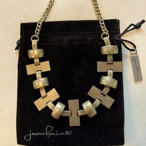 Jewelmint Astoria gold tone chunky collar necklace